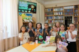 Read more about the article Юбилей у Чебурашки